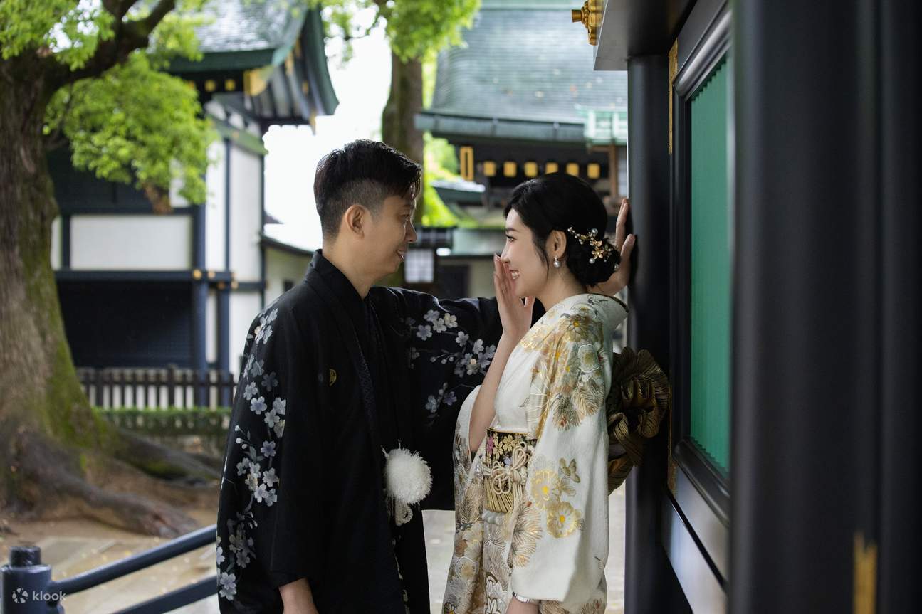 Tokyo: Lawatan Foto Perkahwinan dengan 3 Lokasi & Penggayaan Profesional